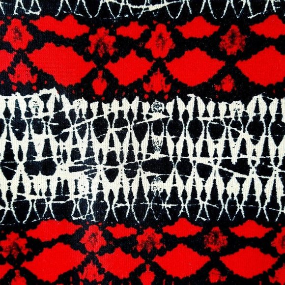 DN Design Pleated Cropped Jacket - Picture 7 of 8